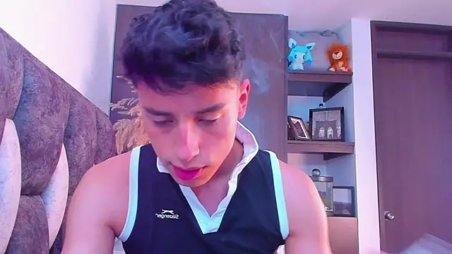 Snapshot of I_Gabriel chatting on December 2024 08:38:01 PM I Gabriel online show from December 2024 08:38:01 PM