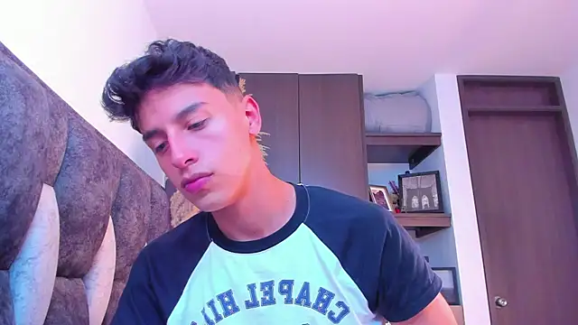 Snapshot of I_Gabriel chatting on December 2024 08:16:01 PM I Gabriel online show from December 2024 08:16:01 PM