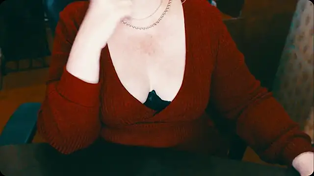 Snapshot of AlisaHot55 chatting on December 2024 07:39:02 PM AlisaHot55 online show from December 2024 07:39:02 PM