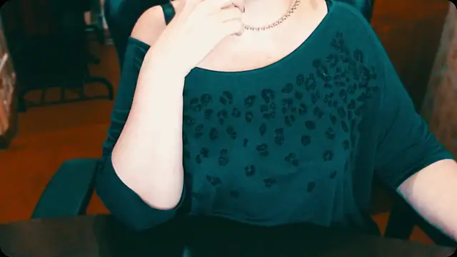 Snapshot of AlisaHot55 chatting on January 2025 01:03:01 PM AlisaHot55 online show from January 2025 01:03:01 PM