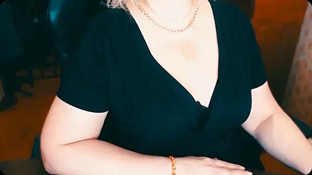 Snapshot of AlisaHot55 chatting on January 2025 10:11:01 AM AlisaHot55 online show from January 2025 10:11:01 AM