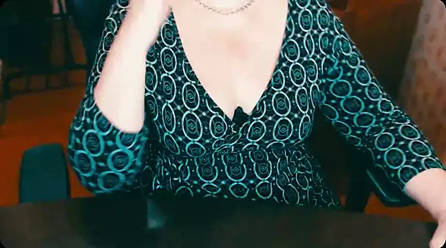 Snapshot of AlisaHot55 chatting on February 2025 01:40:02 PM AlisaHot55 online show from February 2025 01:40:02 PM