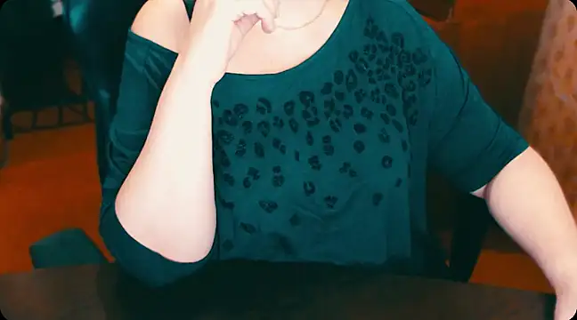 Snapshot of AlisaHot55 chatting on March 2025 12:00:01 PM AlisaHot55 online show from March 2025 12:00:01 PM