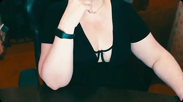 Snapshot of AlisaHot55 chatting on December 2025 11:30:02 AM AlisaHot55 online show from December 2025 11:30:02 AM