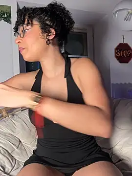 Lauyako online show from February 2026 04:49:01 PM