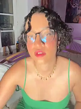 Lauyako online show from May 2026 07:32:02 PM