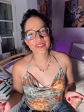 Lauyako online show from May 2026 07:55:02 PM