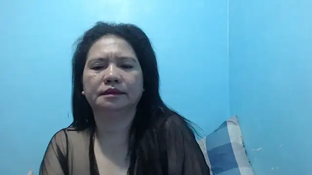 stacie iris online show from May 2026 09:34:02 PM