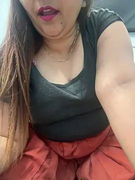 Snapshot of Preet_Kaur_69 chatting on December 2024 06:03:02 PM Preet Kaur 69 online show from December 2024 06:03:02 PM