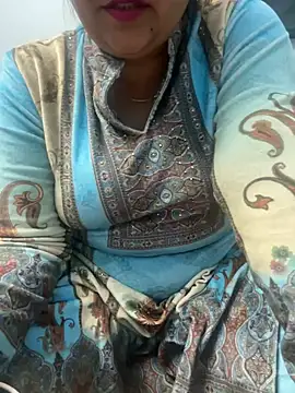 Snapshot of Preet_Kaur_69 chatting on December 2024 05:37:01 PM Preet Kaur 69 online show from December 2024 05:37:01 PM