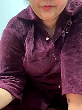 Snapshot of Preet_Kaur_69 chatting on December 2025 03:18:02 PM Preet Kaur 69 online show from December 2025 03:18:02 PM