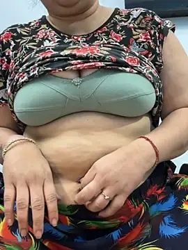 Snapshot of Preet_Kaur_69 chatting on December 2025 06:25:02 PM Preet Kaur 69 online show from December 2025 06:25:02 PM