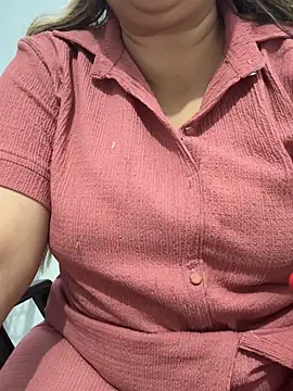 Preet Kaur 69 online show from April 2026 07:03:02 PM