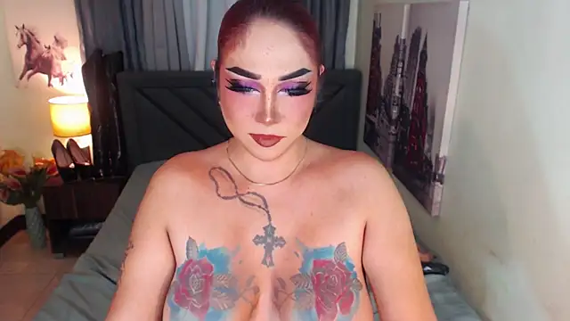 Snapshot of Transdomts4u chatting on February 2025 05:22:01 PM Transdomts4u online show from February 2025 05:22:01 PM