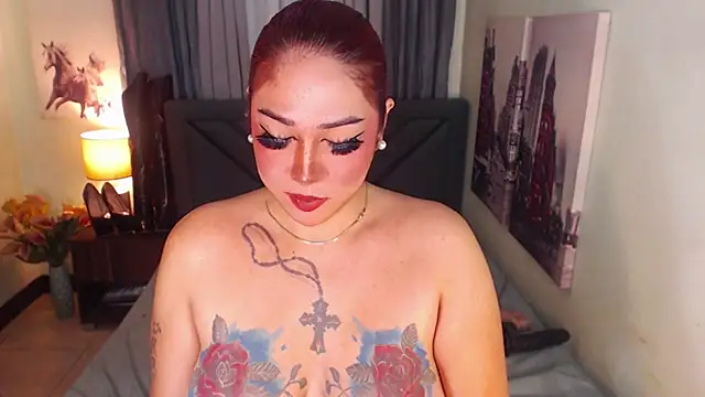 Snapshot of Transdomts4u chatting on February 2025 12:28:01 AM Transdomts4u online show from February 2025 12:28:01 AM