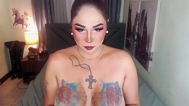 Snapshot of Transdomts4u chatting on March 2025 04:55:01 PM Transdomts4u online show from March 2025 04:55:01 PM