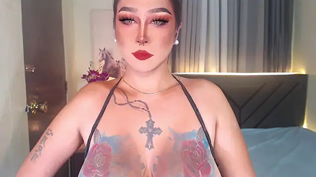 Snapshot of Transdomts4u chatting on October 2025 04:24:02 PM Transdomts4u online show from October 2025 04:24:02 PM