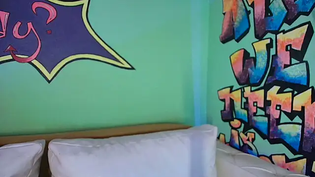 TamaraSavage online show from October 2025 08:31:02 AM