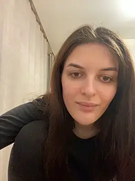 little belucci online show from March 2025 08:54:01 PM