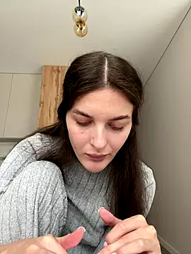 little belucci online show from October 2025 11:40:02 AM