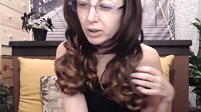 Snapshot of lilianleight chatting on January 2025 07:31:02 PM lilianleight online show from January 2025 07:31:02 PM