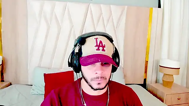 hottstuffx69 online show from November 2025 03:50:02 AM