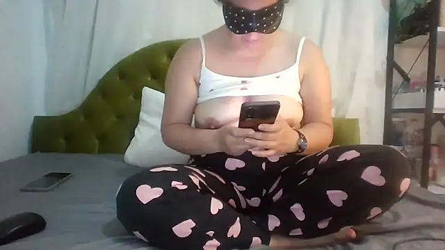 insatiableeee online show from May 2026 08:51:01 PM