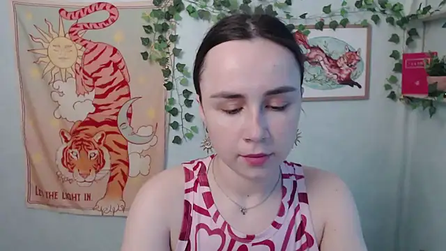 VeryVeryVeryShy  online show from May 2026 05:36:02 AM