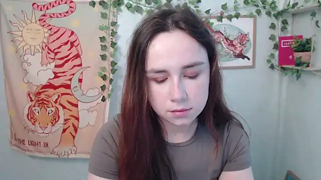 Snapshot of VeryVeryVeryShy_ chatting on July 2026 05:23:02 AM VeryVeryVeryShy online show from July 2026 05:23:02 AM