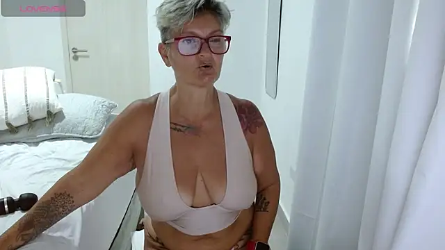 bety-cum2 online show from May 2026 03:17:01 PM