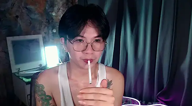 Snapshot of Sexy_Handsome_Drex chatting on January 2025 08:32:02 AM Sexy Handsome Drex online show from January 2025 08:32:02 AM