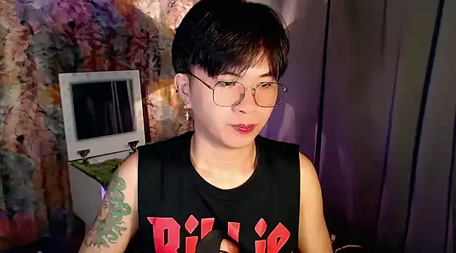 Snapshot of Sexy_Handsome_Drex chatting on January 2025 10:12:02 AM Sexy Handsome Drex online show from January 2025 10:12:02 AM