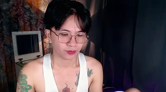 Snapshot of Sexy_Handsome_Drex chatting on January 2025 09:13:02 AM Sexy Handsome Drex online show from January 2025 09:13:02 AM