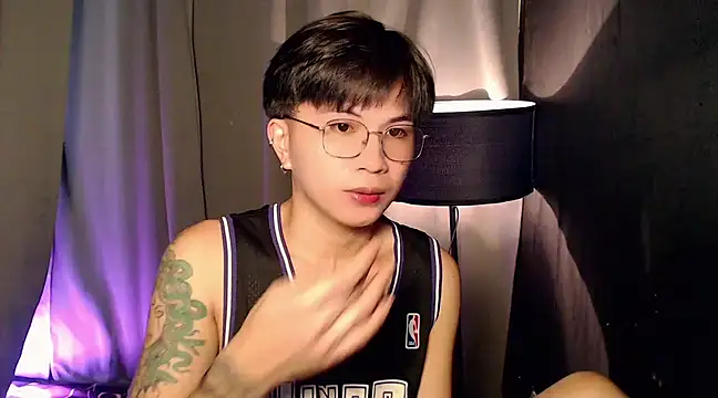 Snapshot of Sexy_Handsome_Drex chatting on March 2025 09:13:01 AM Sexy Handsome Drex online show from March 2025 09:13:01 AM