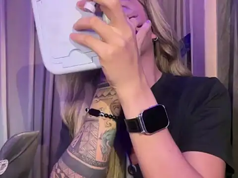 Sexy Handsome Drex online show from April 2026 02:58:01 PM