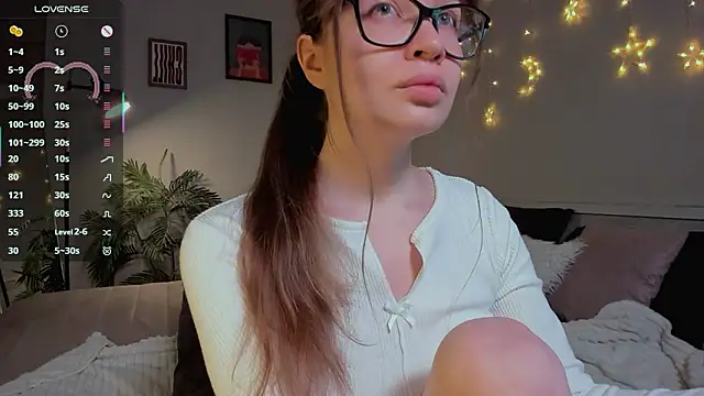 Virtual Girll online show from March 2026 03:06:02 PM