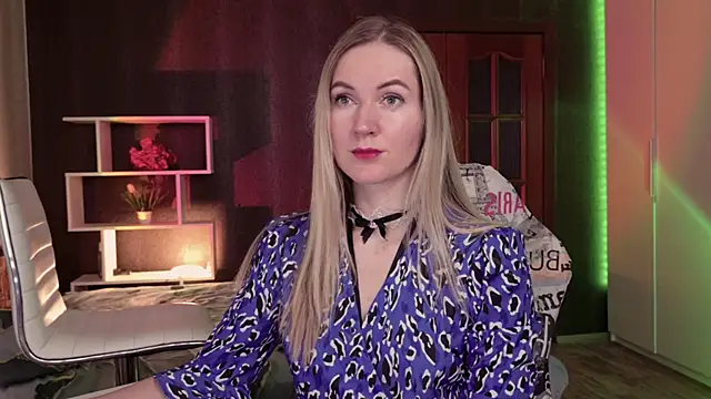 Snapshot of Hello_Lisha chatting on December 2025 09:07:01 AM Hello Lisha online show from December 2025 09:07:01 AM