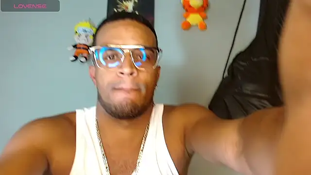 Snapshot of Bigcock_21cm_ chatting on November 2025 06:45:01 PM Bigcock 21cm online show from November 2025 06:45:01 PM