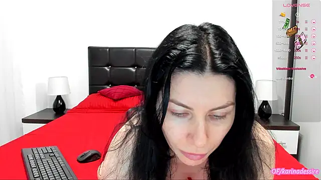 Snapshot of karinamadnessdesiree chatting on February 2025 12:39:02 PM karinamadnessdesiree online show from February 2025 12:39:02 PM