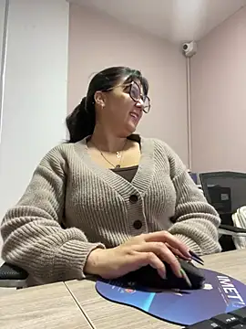 SWEETLILY18 online show from February 2025 11:16:02 AM