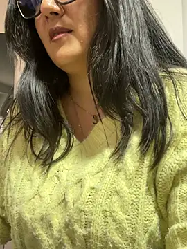 SWEETLILY18 online show from February 2025 06:05:02 PM