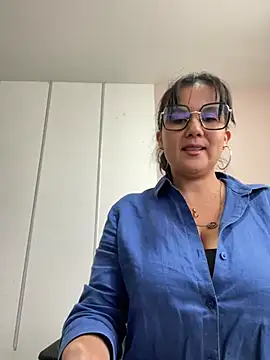 SWEETLILY18 online show from February 2025 02:26:01 PM