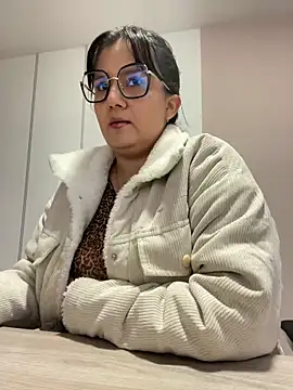 SWEETLILY18 online show from March 2025 11:28:01 AM