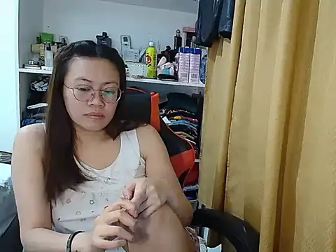 crizzybel online show from February 2026 07:33:02 PM