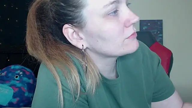 ToxicLilly online show from December 2024 08:52:01 AM