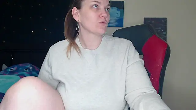 ToxicLilly online show from December 2024 09:19:02 AM