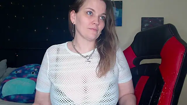 ToxicLilly online show from December 2024 10:27:01 AM