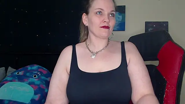 ToxicLilly online show from January 2025 01:21:01 PM