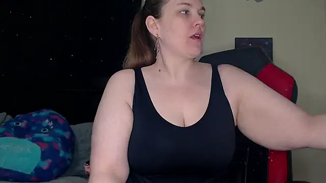 ToxicLilly online show from January 2025 09:01:01 AM