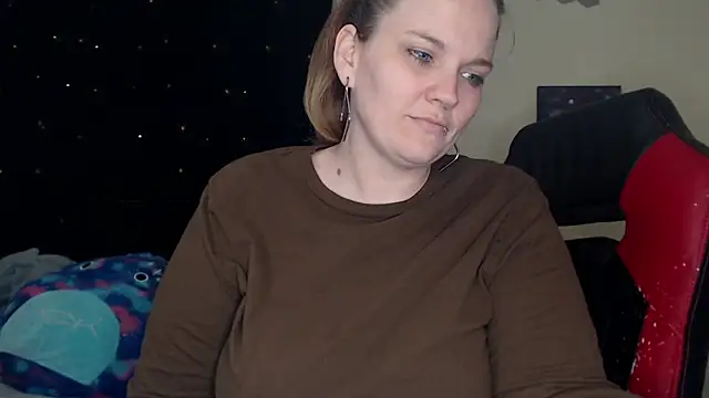 ToxicLilly online show from February 2025 08:22:02 AM